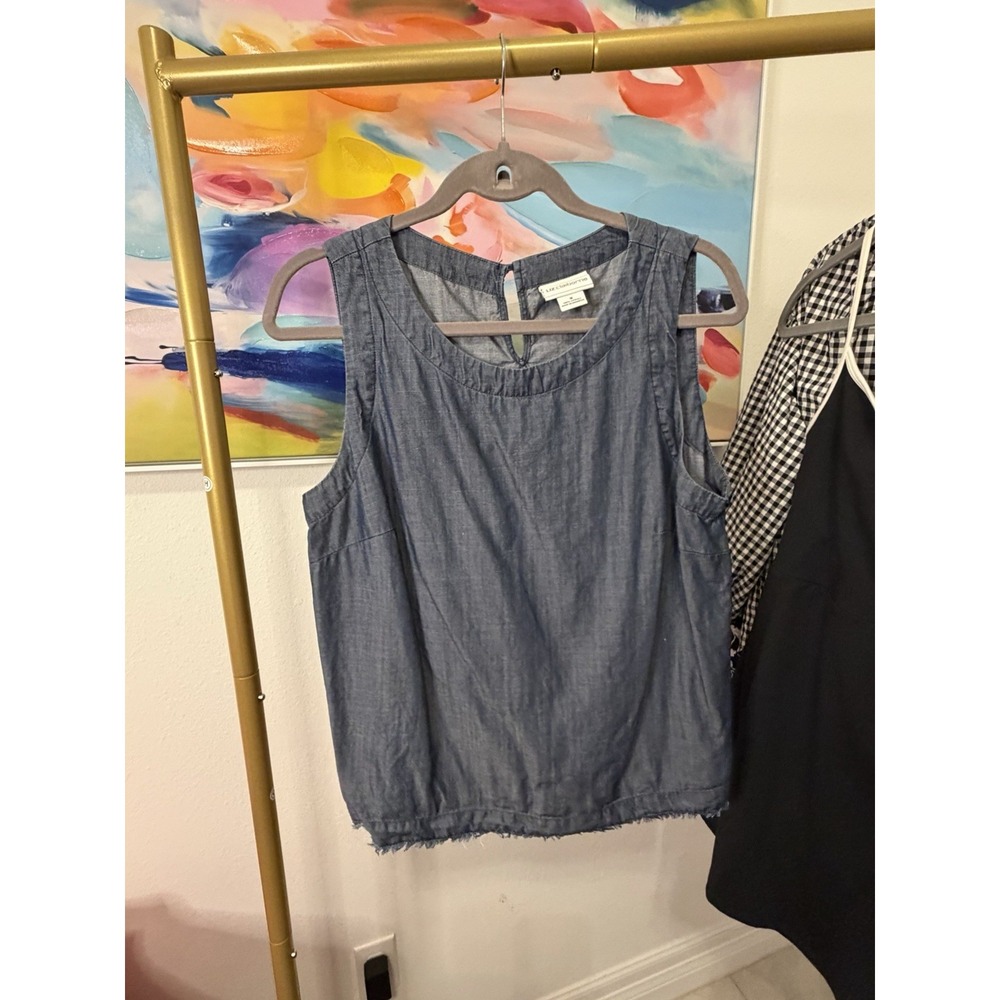 Liz Claiborne Women's Sleeveless Blouse Medium